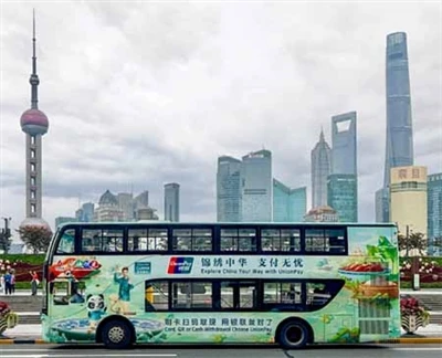 Features And Advantages Of Large Bus Advertising