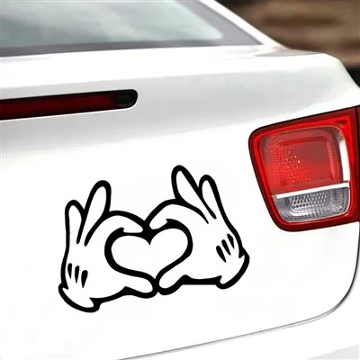 Minnie Mouse Love Hands